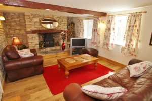 Living room- click for photo gallery